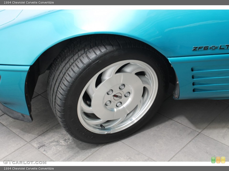 1994 Chevrolet Corvette Convertible Wheel and Tire Photo #74223270
