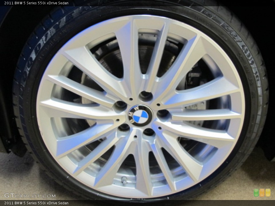 2011 BMW 5 Series 550i xDrive Sedan Wheel and Tire Photo #74242247