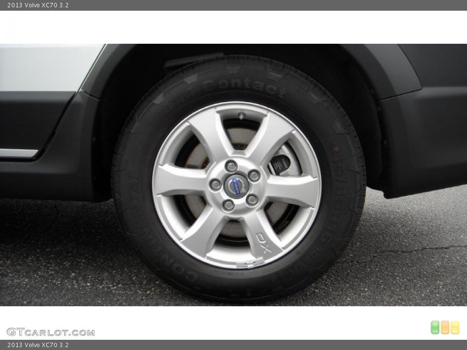 2013 Volvo XC70 3.2 Wheel and Tire Photo #74272194