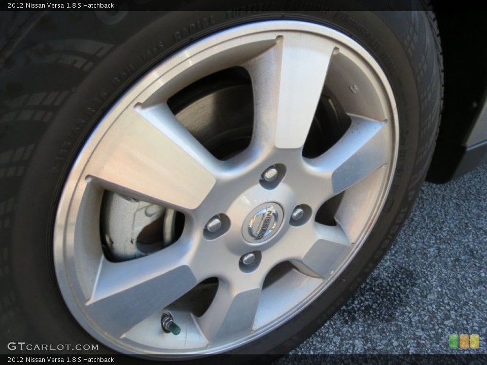 2012 Nissan Versa 1.8 S Hatchback Wheel and Tire Photo #74308612