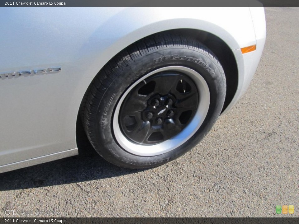 2011 Chevrolet Camaro LS Coupe Wheel and Tire Photo #74322938