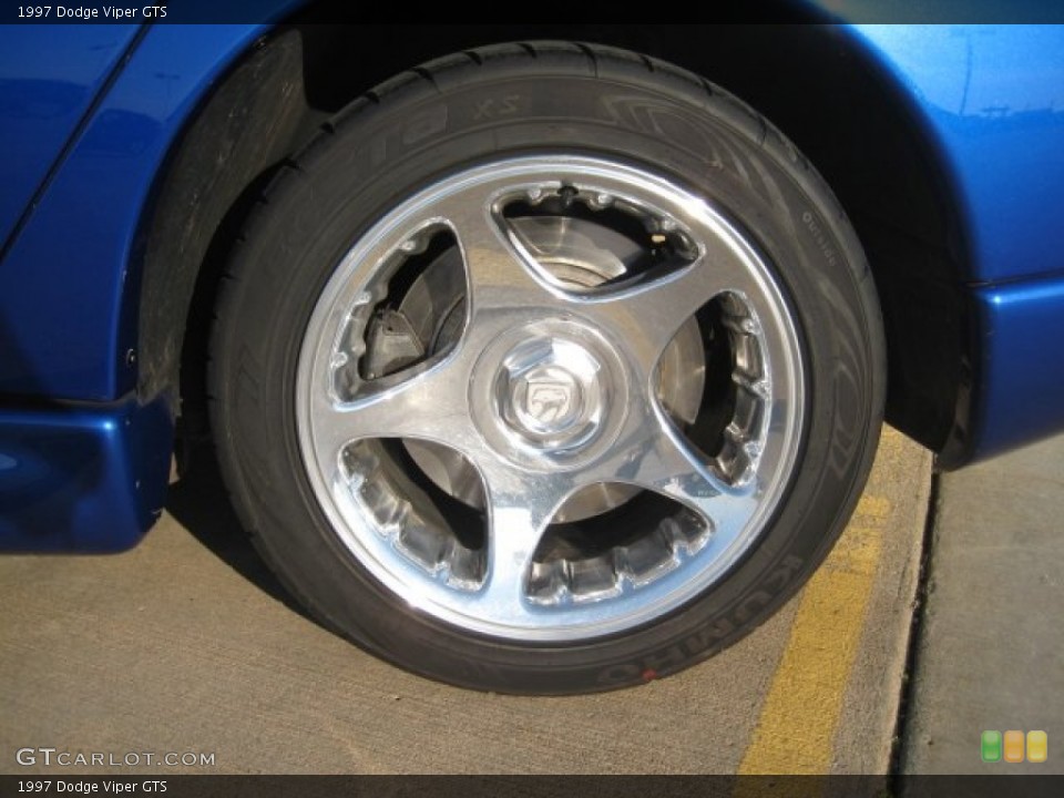 1997 Dodge Viper GTS Wheel and Tire Photo #74335955