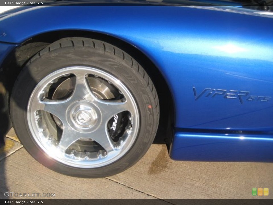 1997 Dodge Viper GTS Wheel and Tire Photo #74336096