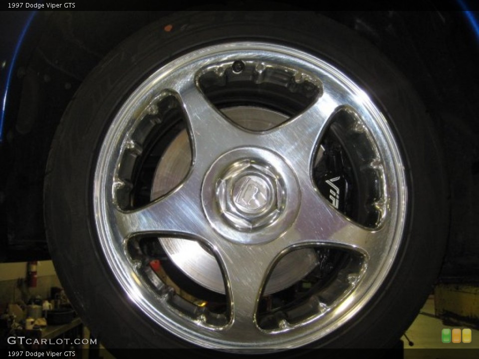 1997 Dodge Viper GTS Wheel and Tire Photo #74336424