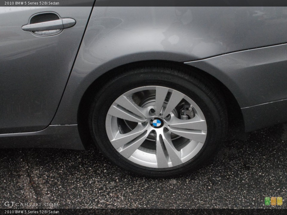 2010 BMW 5 Series 528i Sedan Wheel and Tire Photo #74341288