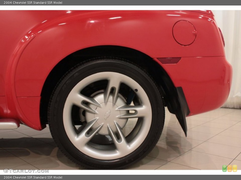 2004 Chevrolet SSR  Wheel and Tire Photo #74388070