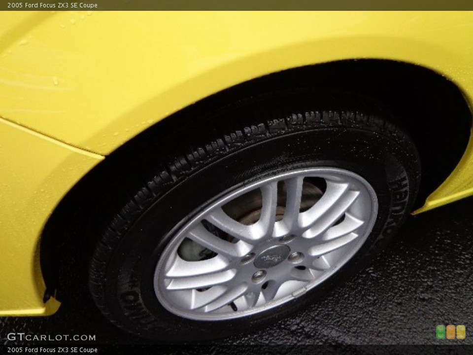 2005 Ford Focus ZX3 SE Coupe Wheel and Tire Photo #74388816