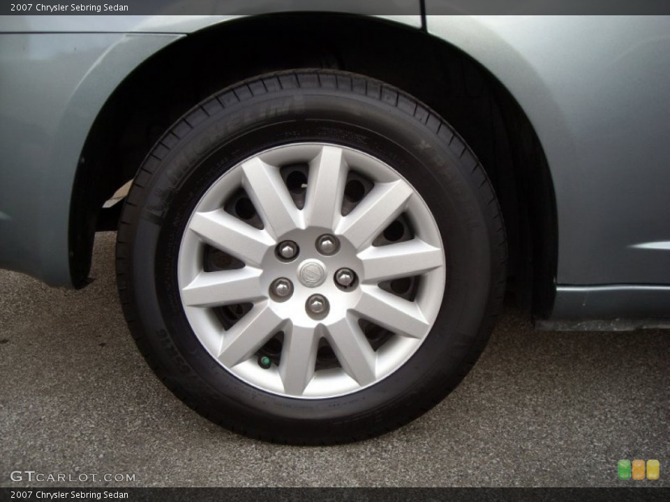 2007 Chrysler Sebring Sedan Wheel and Tire Photo #74402873