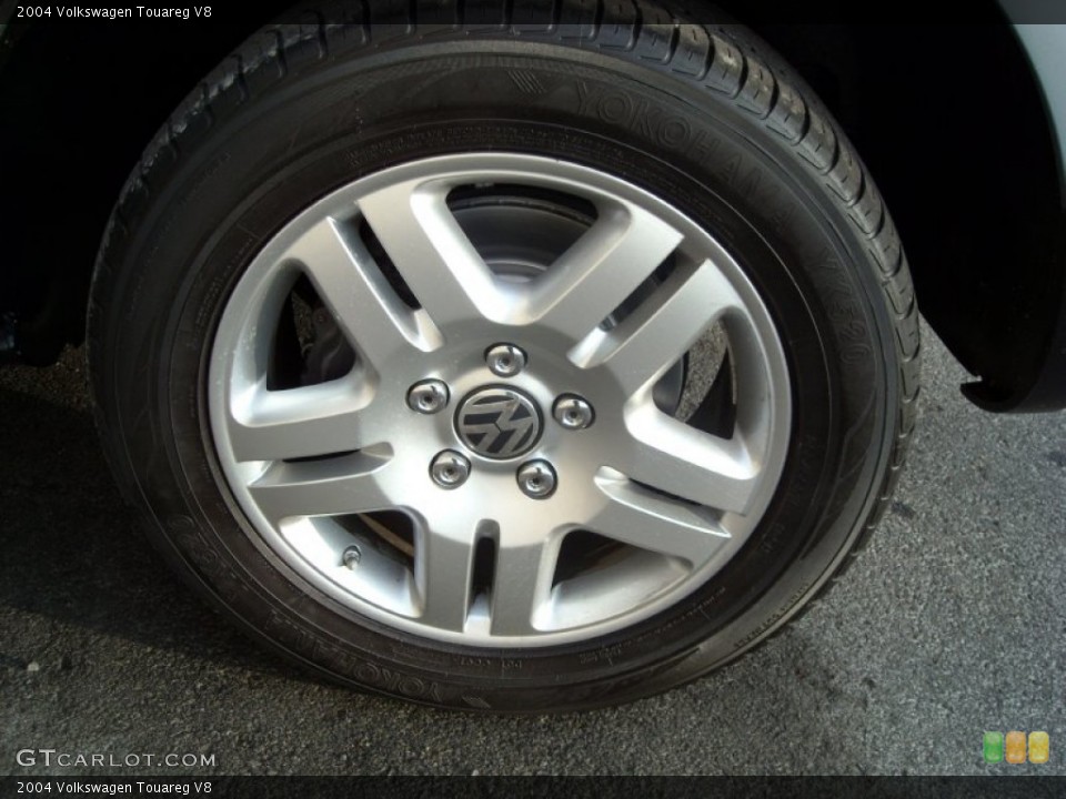 2004 Volkswagen Touareg V8 Wheel and Tire Photo #74405680