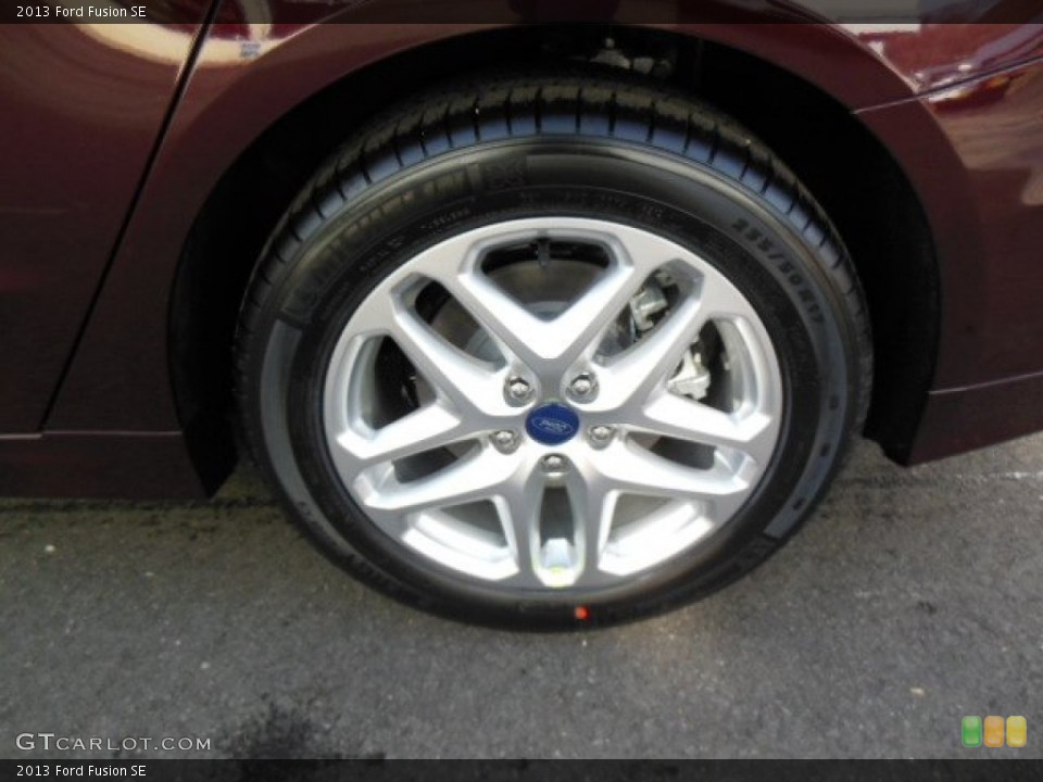 2013 Ford Fusion SE Wheel and Tire Photo #74435939