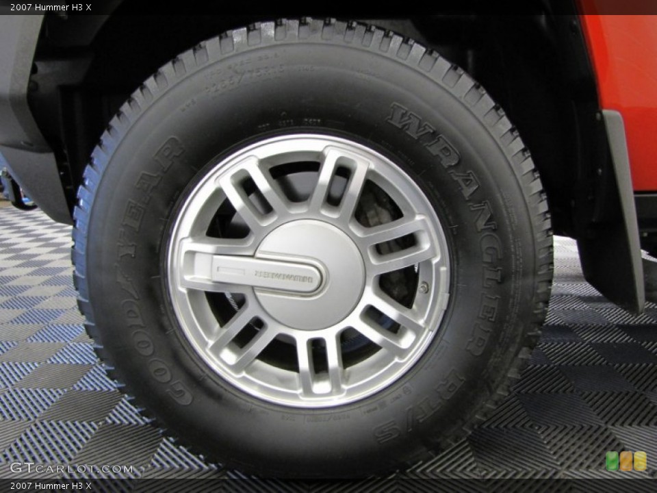 2007 Hummer H3 X Wheel and Tire Photo #74437931