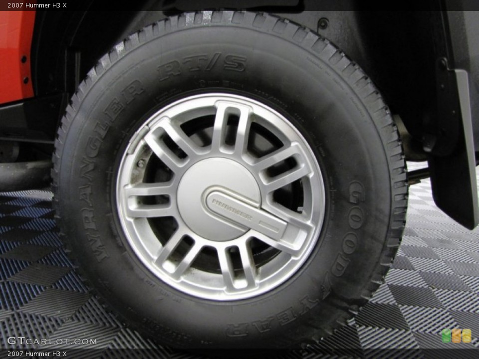 2007 Hummer H3 X Wheel and Tire Photo #74438006