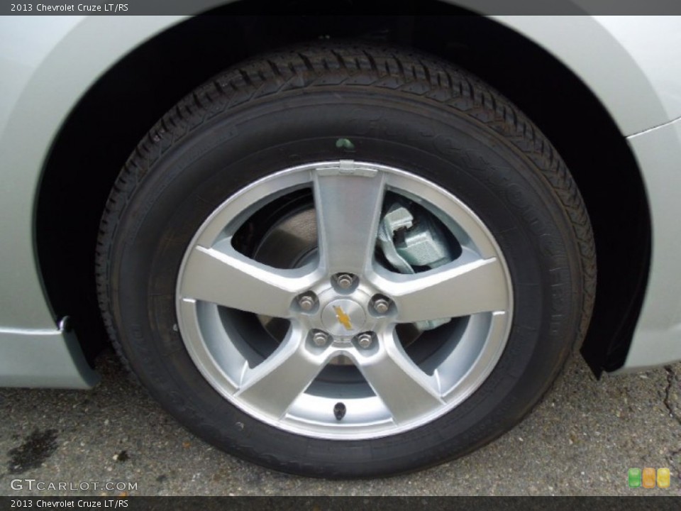 2013 Chevrolet Cruze LT/RS Wheel and Tire Photo #74457995