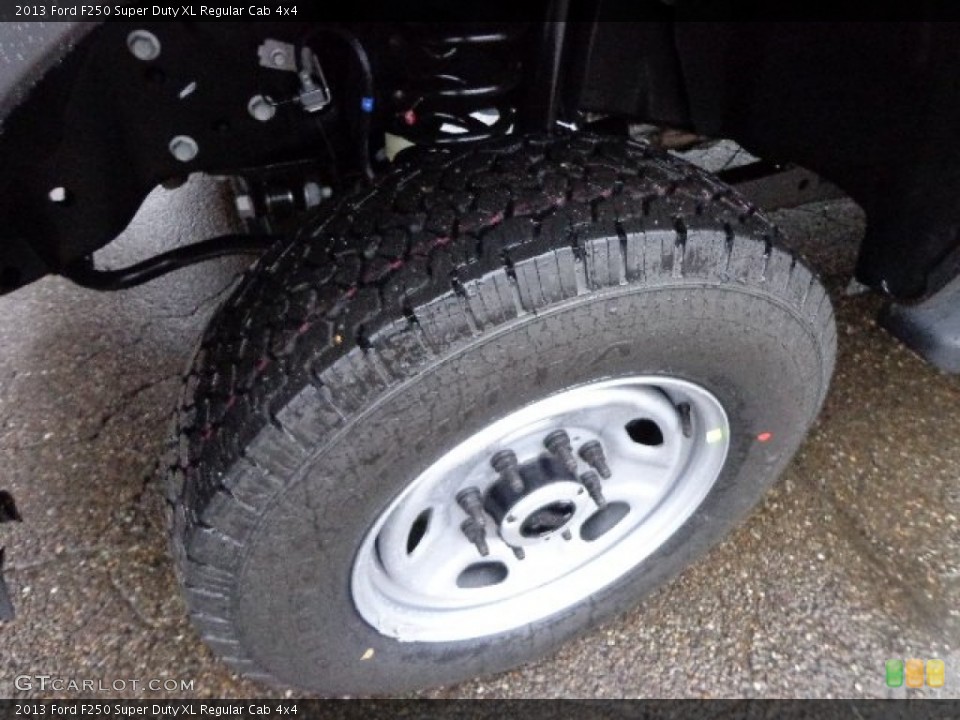 2013 Ford F250 Super Duty XL Regular Cab 4x4 Wheel and Tire Photo #74564664