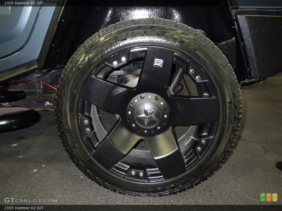 2005 Hummer H2 Custom Wheel and Tire Photo #74568458