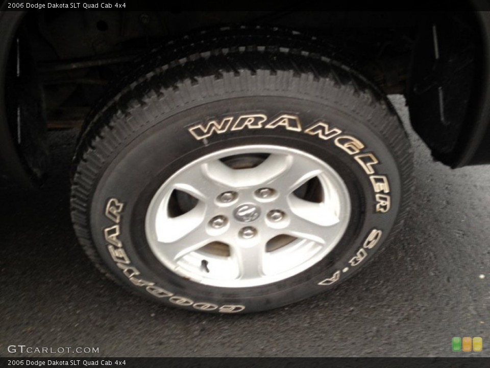 2006 Dodge Dakota SLT Quad Cab 4x4 Wheel and Tire Photo #74590763