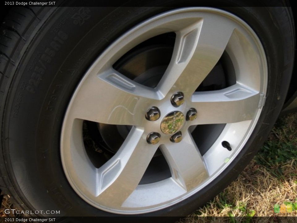 2013 Dodge Challenger SXT Wheel and Tire Photo #74632134