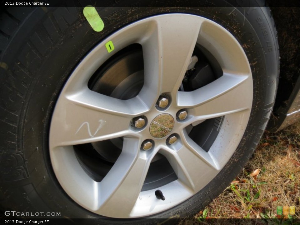 2013 Dodge Charger SE Wheel and Tire Photo #74632824