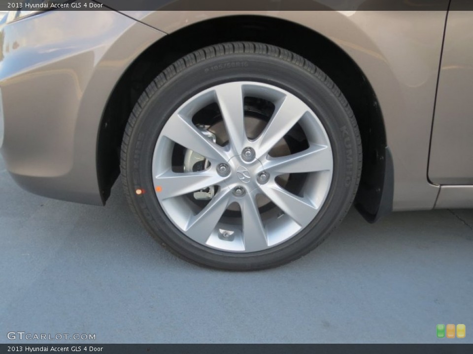 2013 Hyundai Accent GLS 4 Door Wheel and Tire Photo #74661074