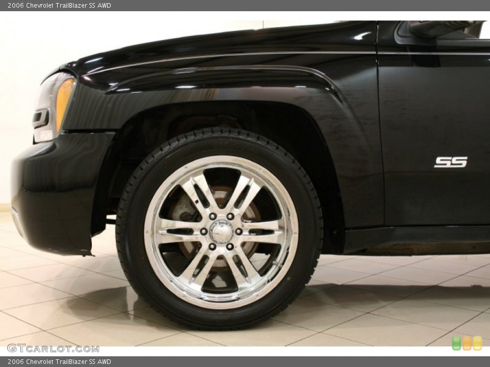 2006 Chevrolet TrailBlazer Custom Wheel and Tire Photo #74713656
