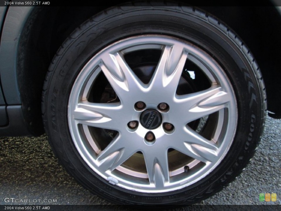 2004 Volvo S60 2.5T AWD Wheel and Tire Photo #74795102