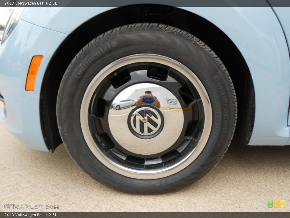 2013 Volkswagen Beetle 2.5L Wheel and Tire Photo #74806361