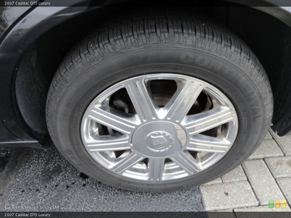 2007 Cadillac DTS Luxury Wheel and Tire Photo #74946525