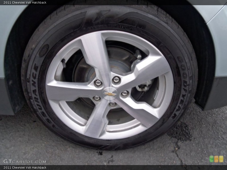 2011 Chevrolet Volt Hatchback Wheel and Tire Photo #75055990