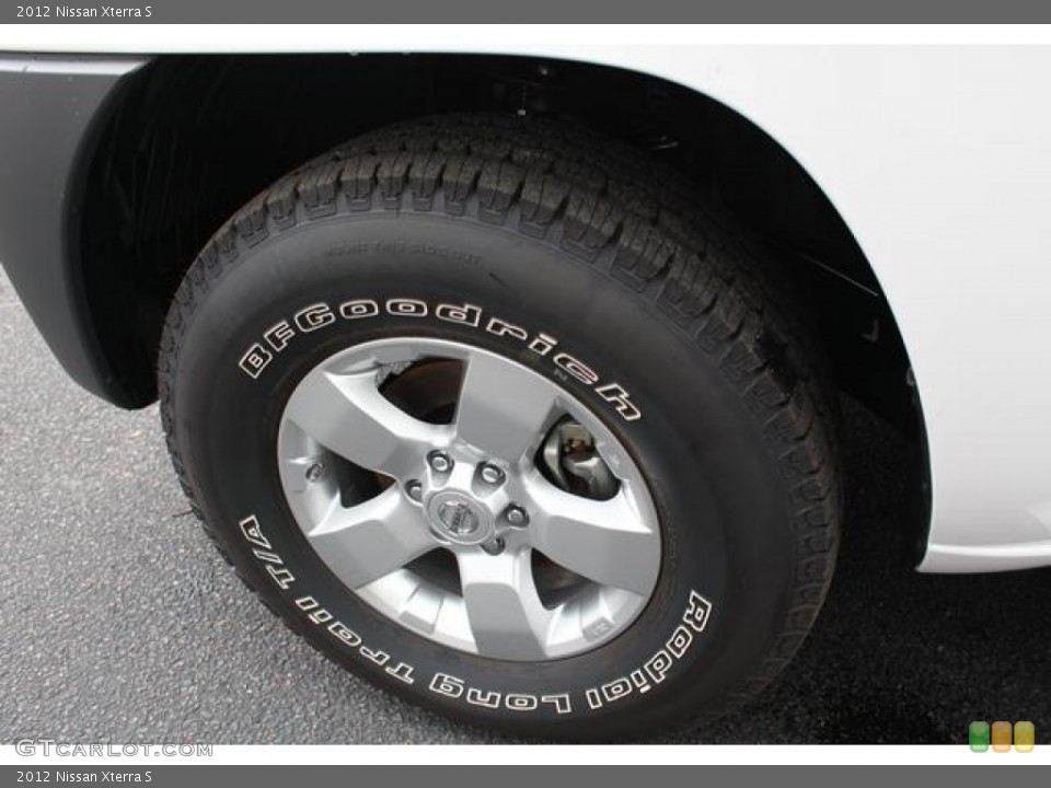 2012 Nissan Xterra S Wheel and Tire Photo #75357980