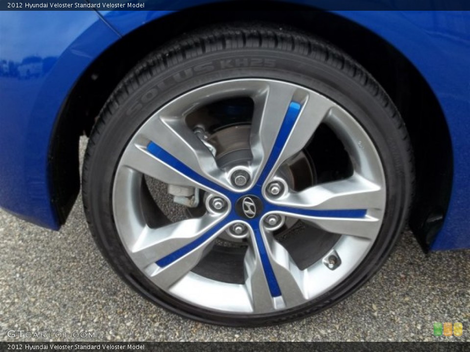 2012 Hyundai Veloster  Wheel and Tire Photo #75359199