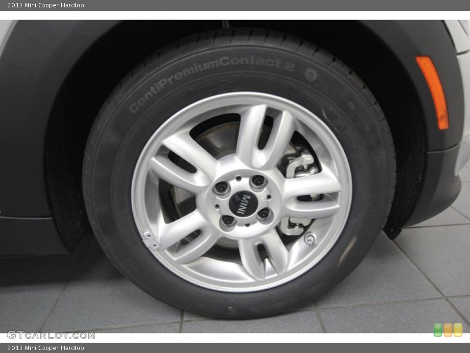 2013 Mini Cooper Hardtop Wheel and Tire Photo #75369348