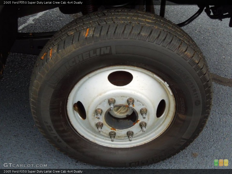 2005 Ford F350 Super Duty Lariat Crew Cab 4x4 Dually Wheel and Tire Photo #75385979