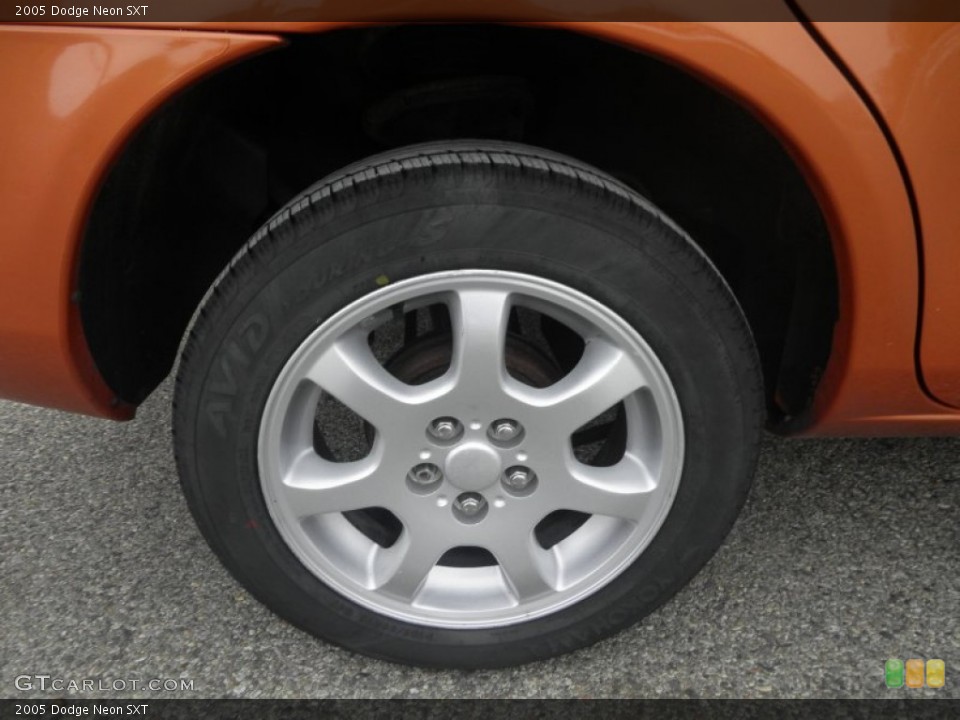 2005 Dodge Neon SXT Wheel and Tire Photo #75397705