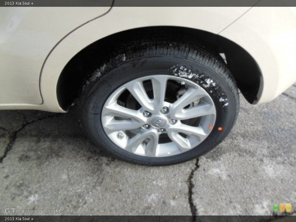 2013 Kia Soul + Wheel and Tire Photo #75441266