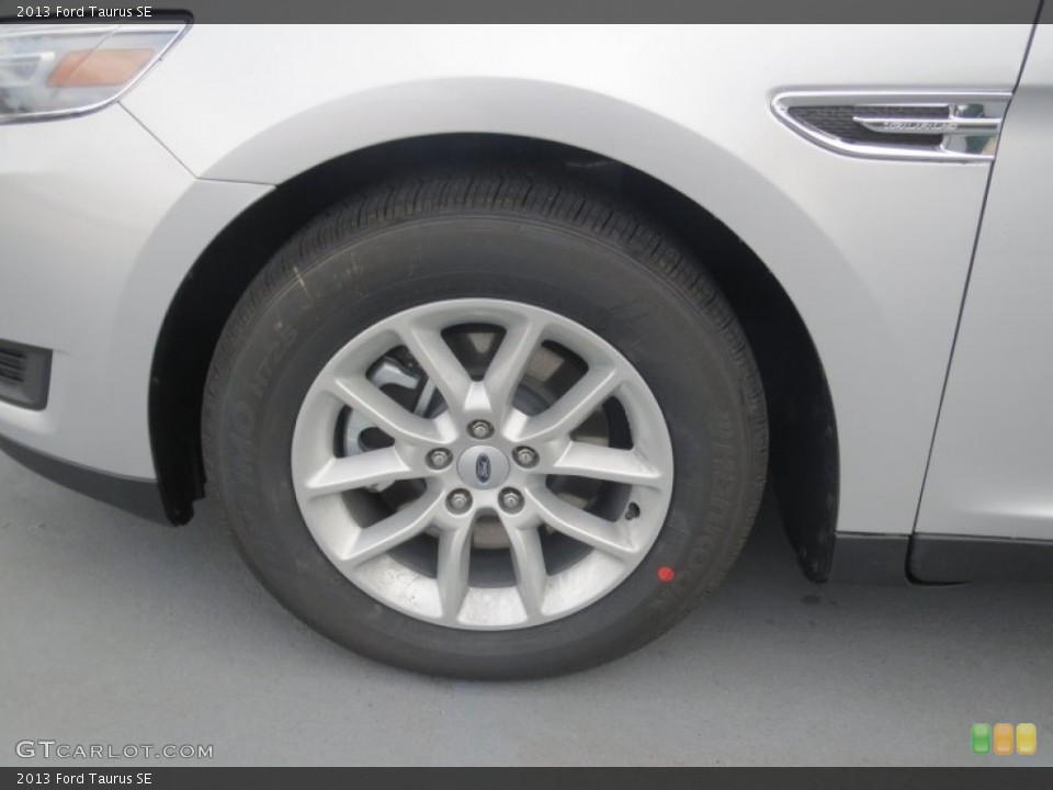 2013 Ford Taurus SE Wheel and Tire Photo #75458709