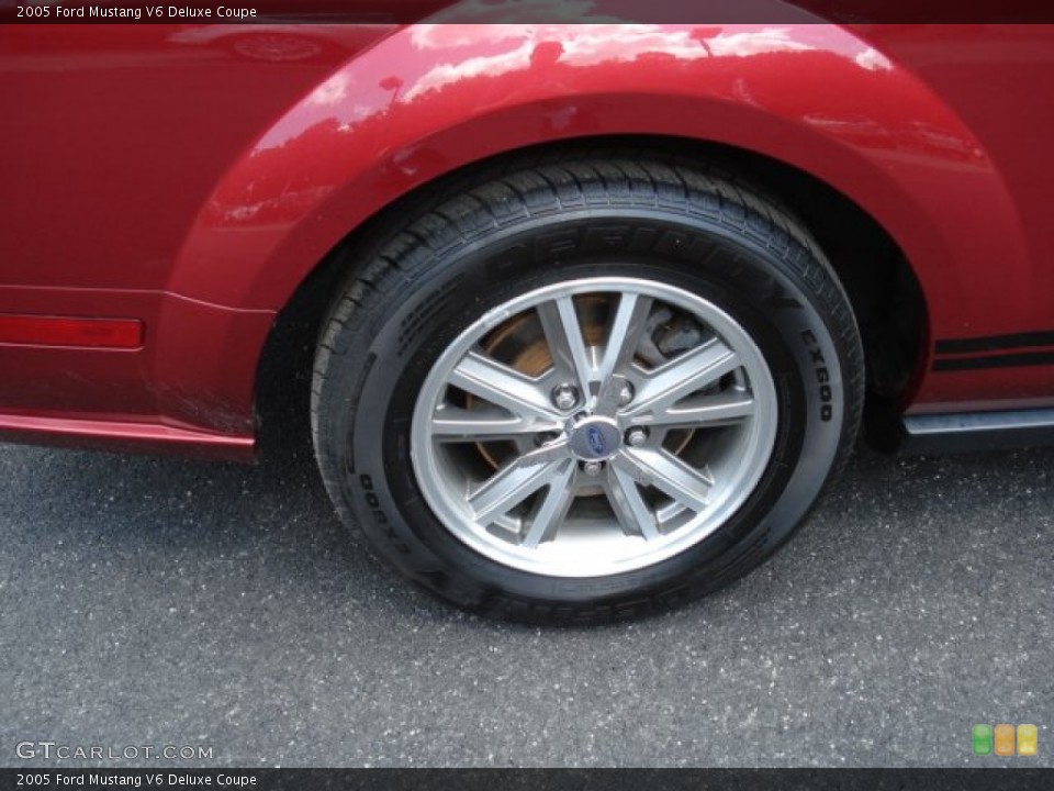 2005 Ford Mustang V6 Deluxe Coupe Wheel and Tire Photo #75479457