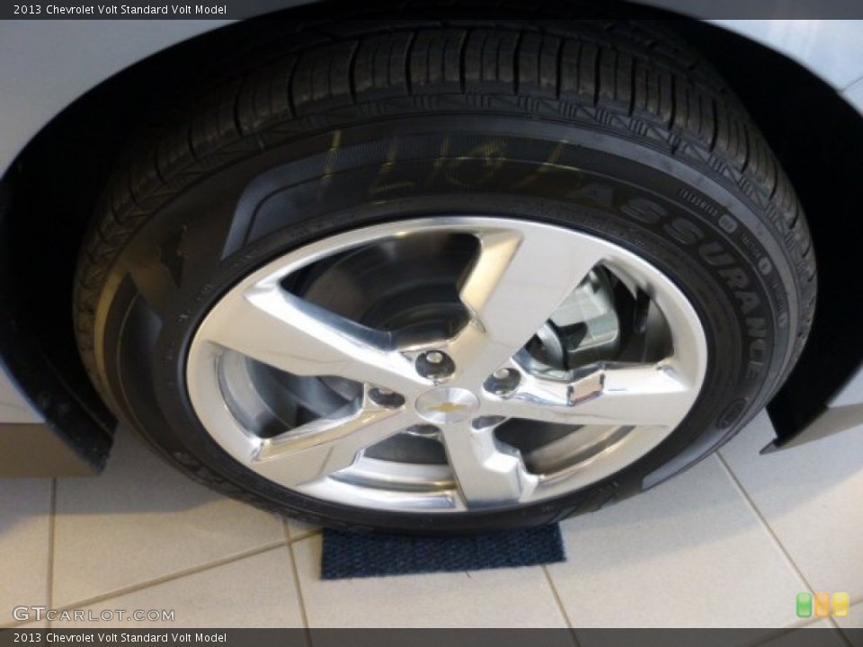 2013 Chevrolet Volt  Wheel and Tire Photo #75479471