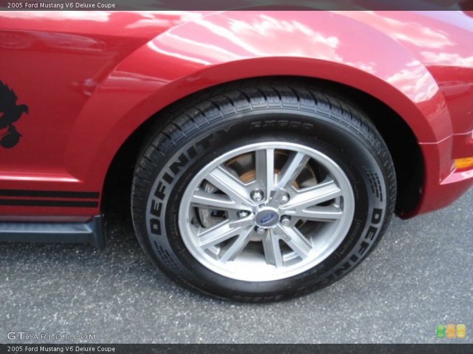 2005 Ford Mustang V6 Deluxe Coupe Wheel and Tire Photo #75479477