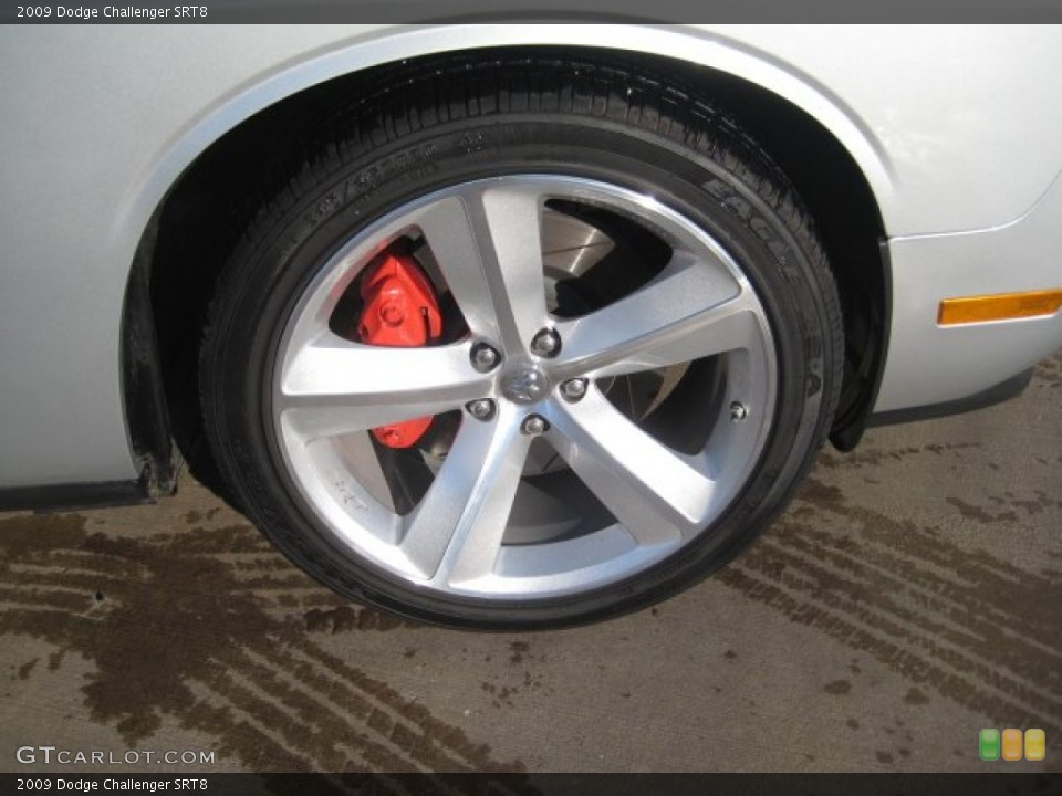 2009 Dodge Challenger SRT8 Wheel and Tire Photo #75500858