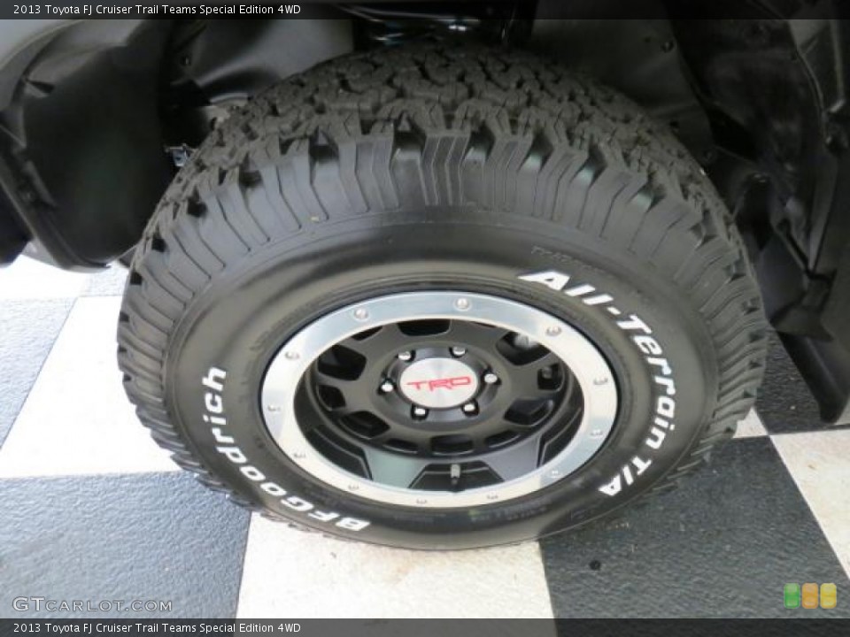 2013 Toyota FJ Cruiser Trail Teams Special Edition 4WD Wheel and Tire Photo #75616501