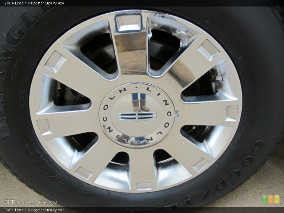 2004 Lincoln Navigator Luxury 4x4 Wheel and Tire Photo #75626595