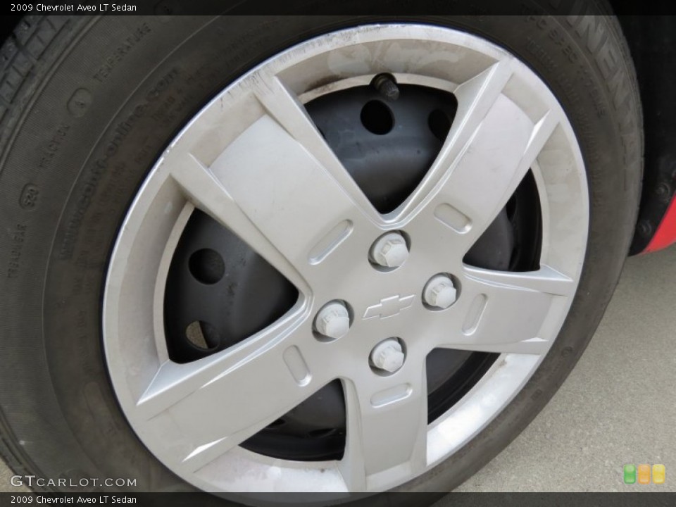 2009 Chevrolet Aveo LT Sedan Wheel and Tire Photo #75672369