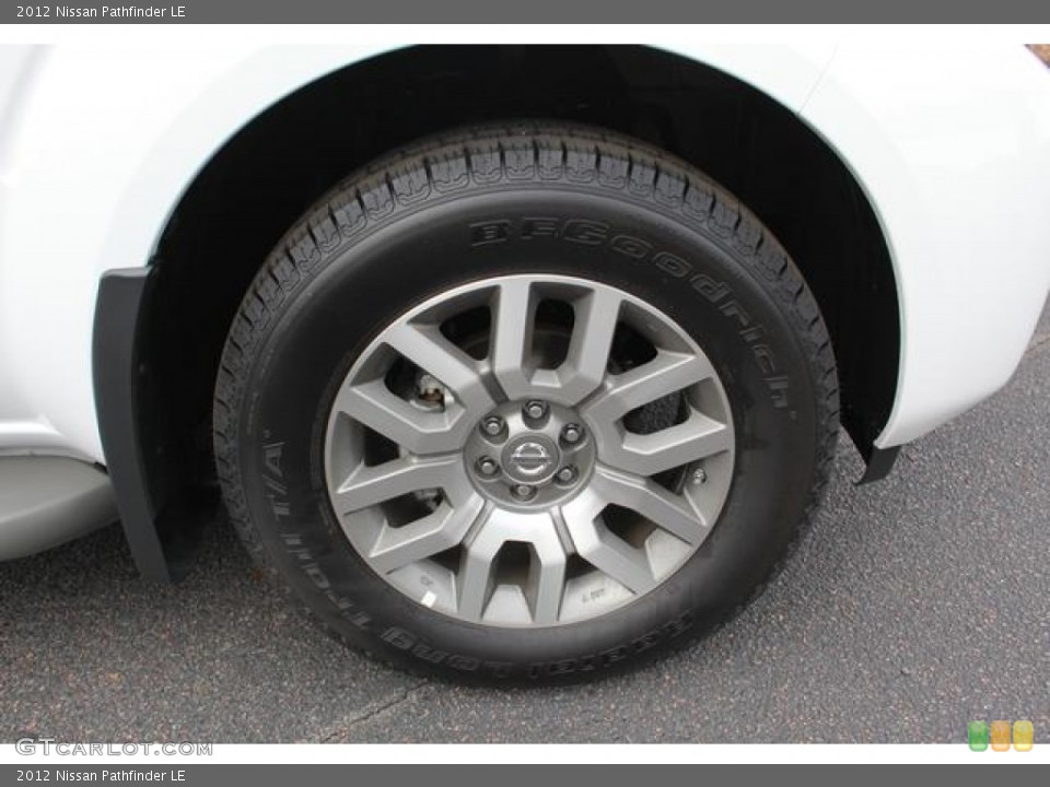 2012 Nissan Pathfinder Wheels and Tires