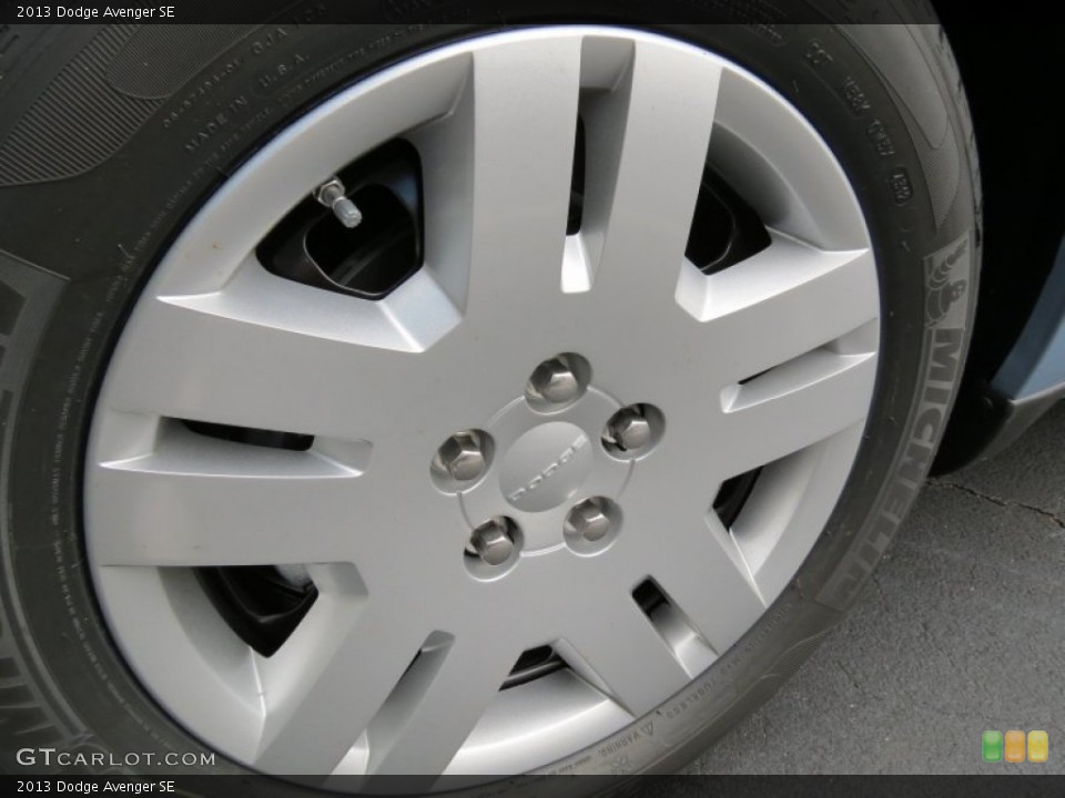 2013 Dodge Avenger SE Wheel and Tire Photo #75765281