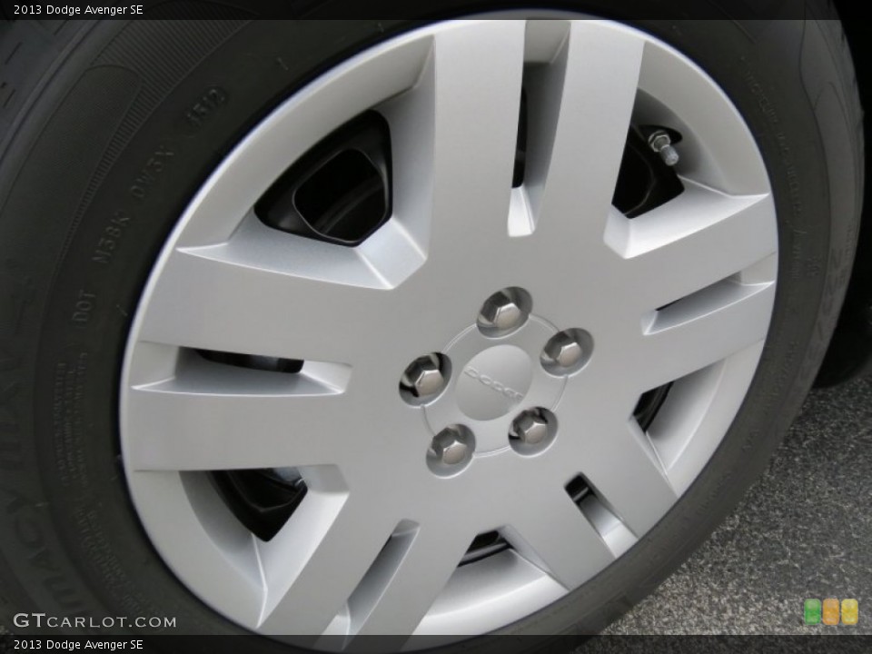 2013 Dodge Avenger SE Wheel and Tire Photo #75765998