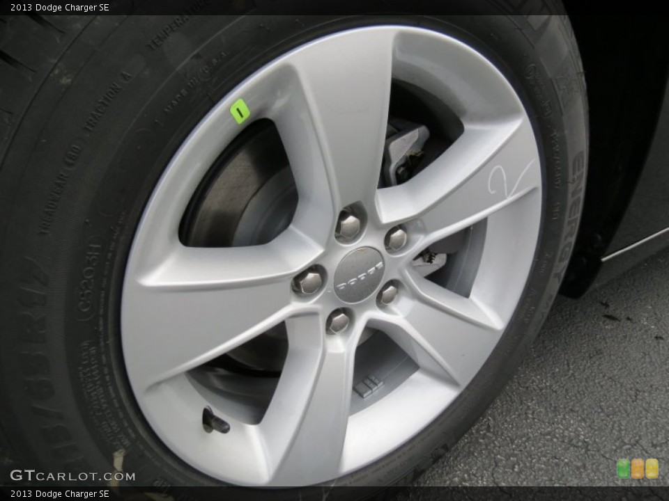 2013 Dodge Charger SE Wheel and Tire Photo #75768169