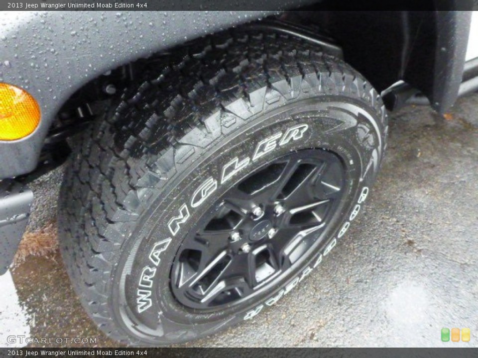 2013 Jeep Wrangler Unlimited Moab Edition 4x4 Wheel and Tire Photo #75863812