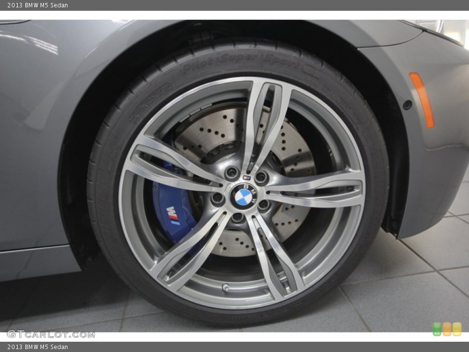 2013 BMW M5 Sedan Wheel and Tire Photo #75908152