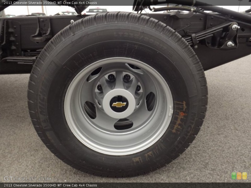 2013 Chevrolet Silverado 3500HD WT Crew Cab 4x4 Chassis Wheel and Tire Photo #75917090
