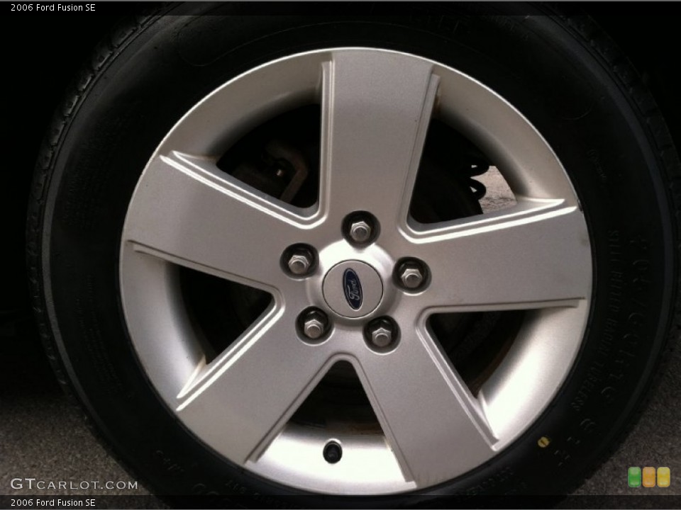2006 Ford Fusion SE Wheel and Tire Photo #75936163
